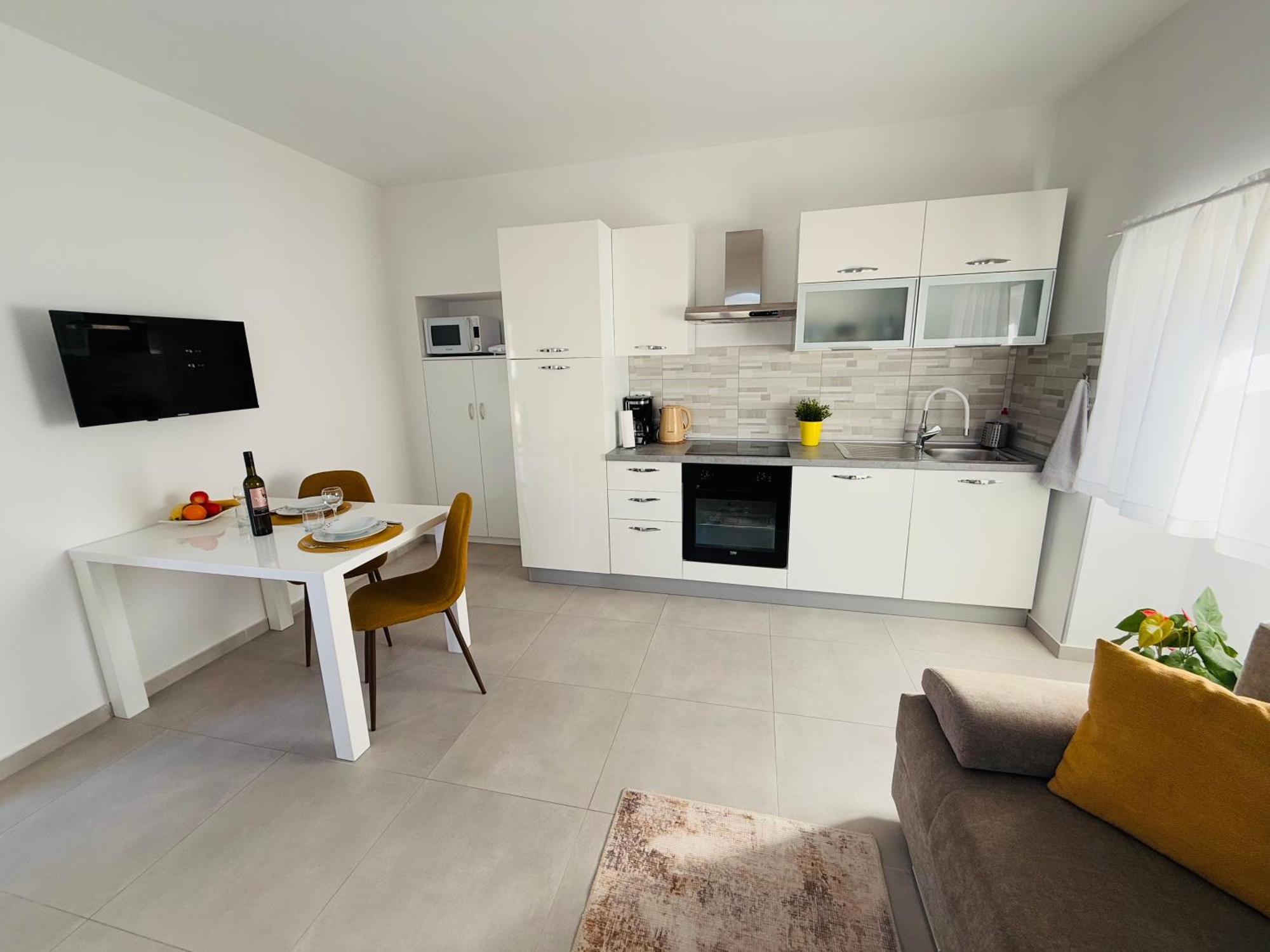 Apartment Erika - For 2 Near The Beach Πούλα Εξωτερικό φωτογραφία