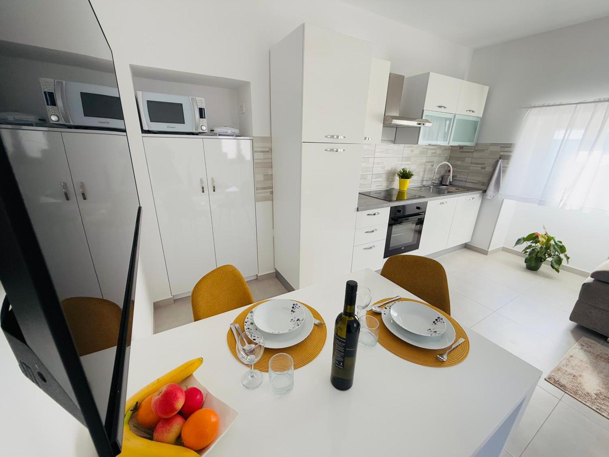 Apartment Erika - For 2 Near The Beach Πούλα Εξωτερικό φωτογραφία