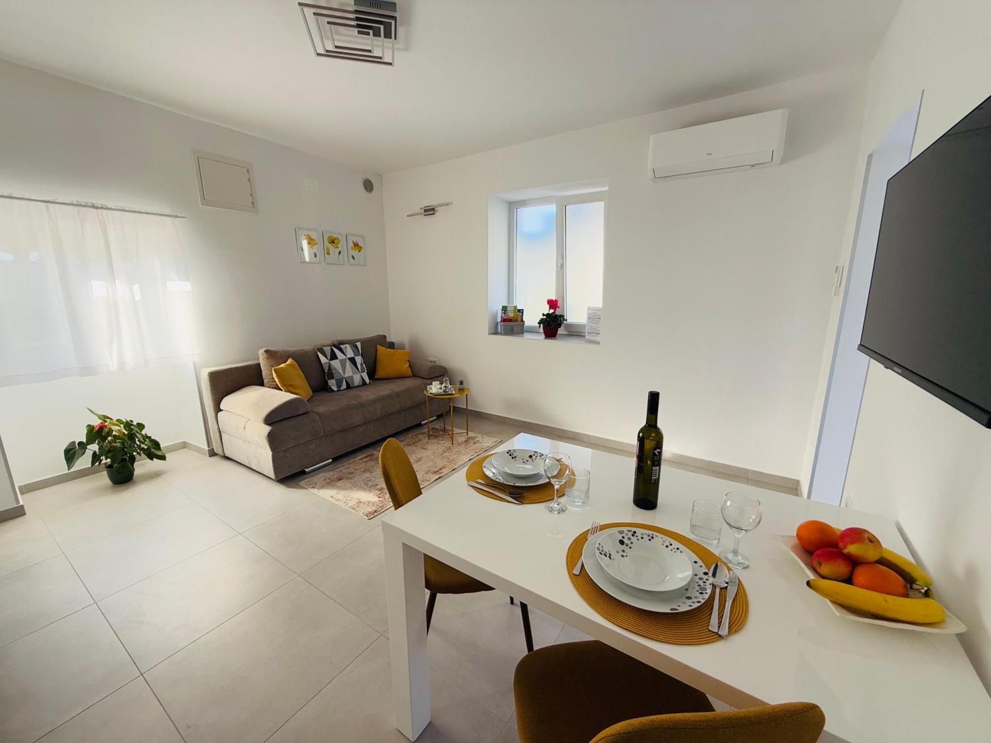 Apartment Erika - For 2 Near The Beach Πούλα Εξωτερικό φωτογραφία